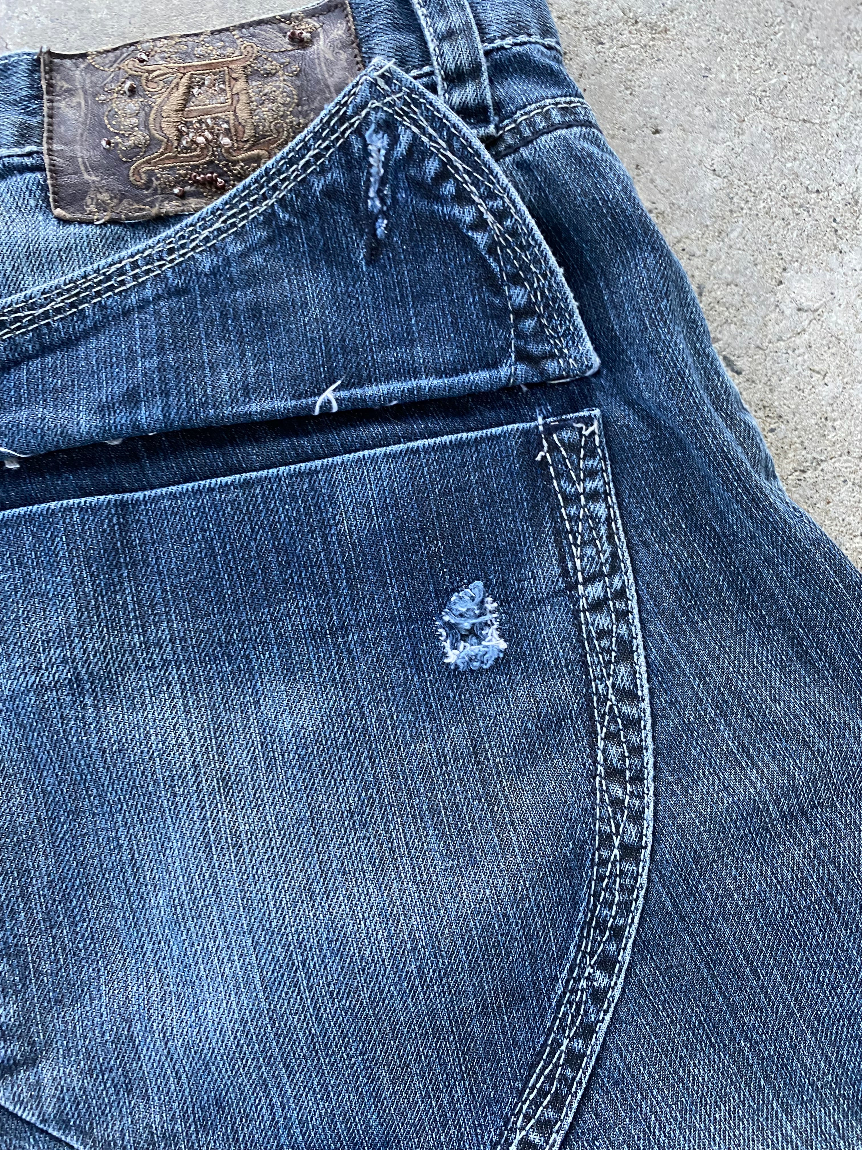 akademiks jorts-40”