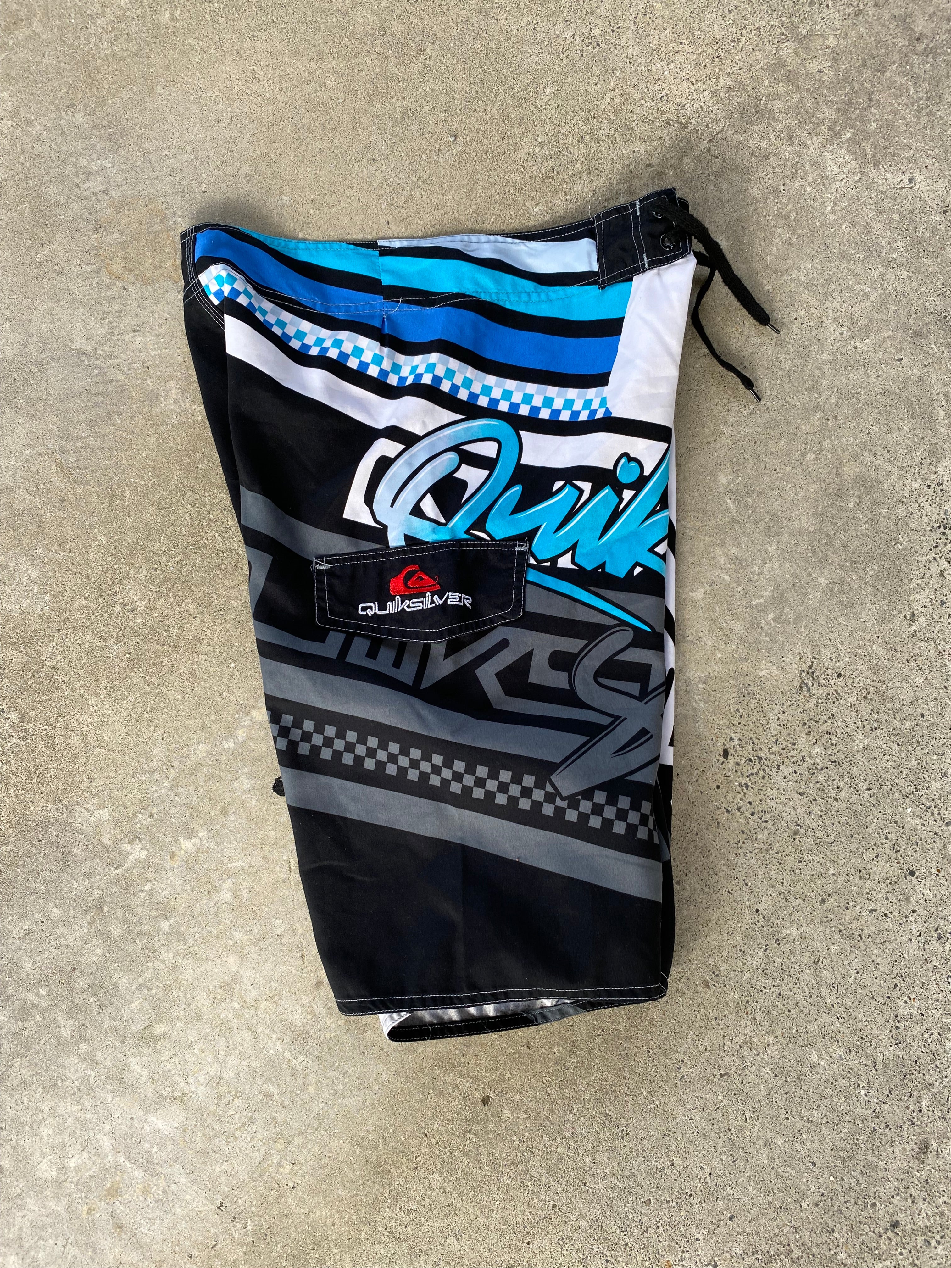 quicksilver boardies-34”