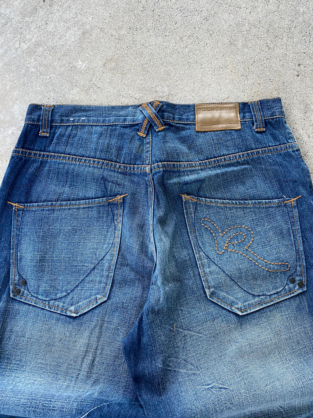 rocawear jeans-34”