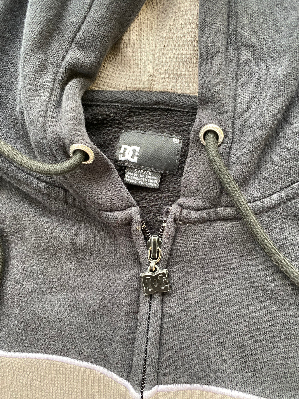 Dc zip hoodie “S
