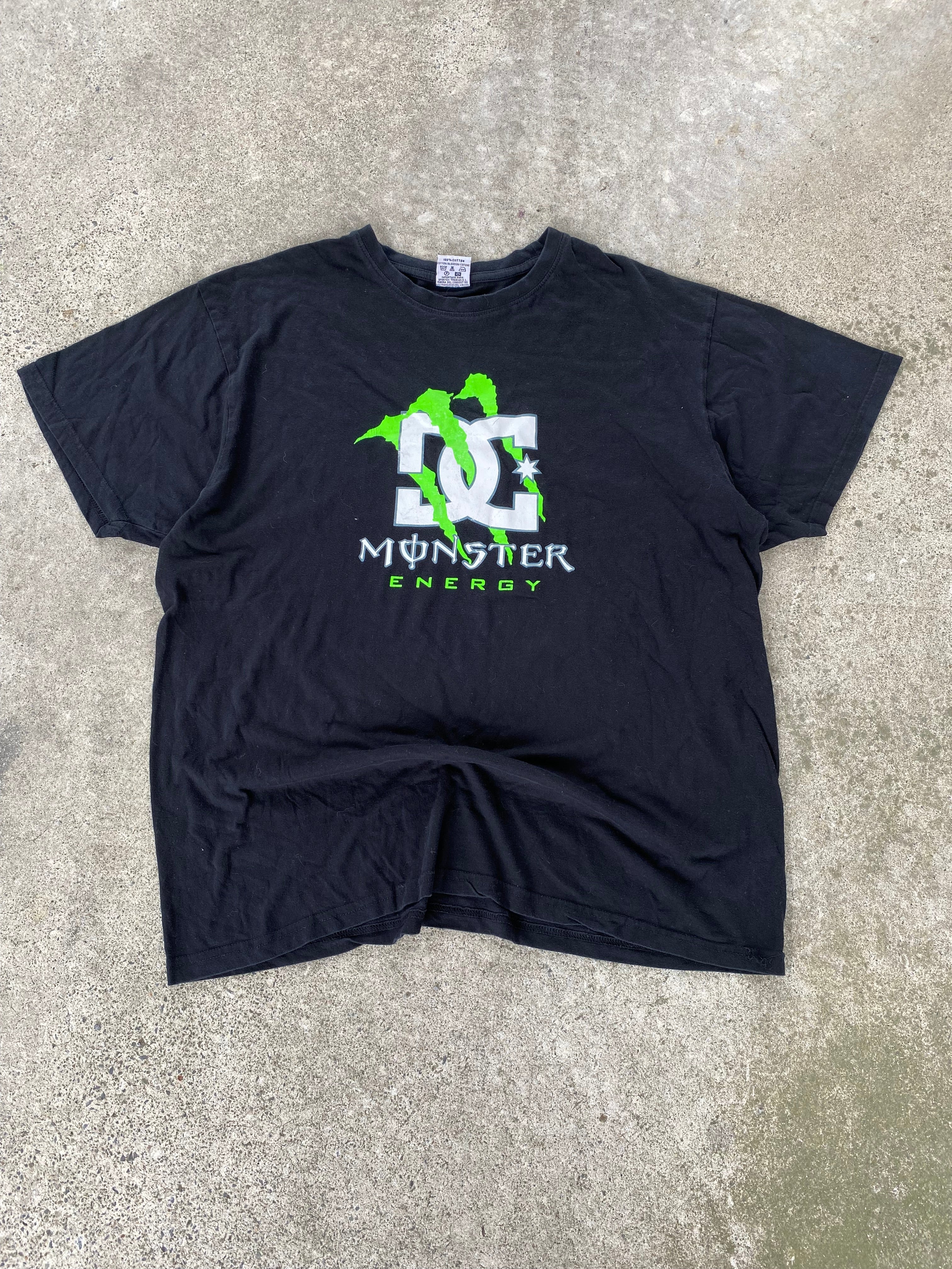 dc x monster tee “L