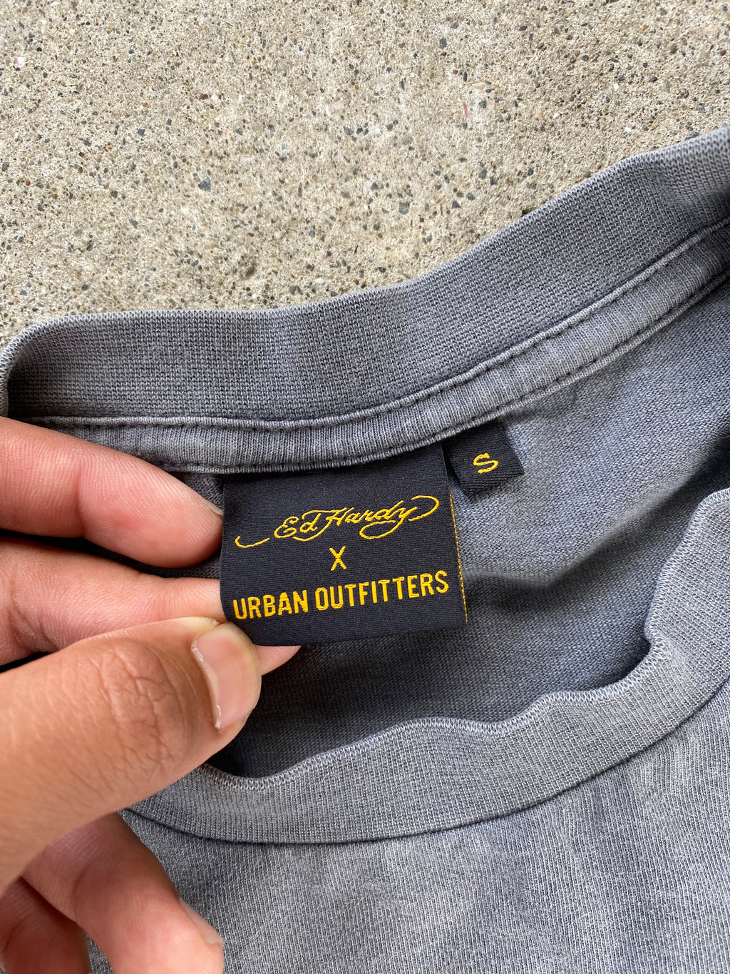 ed hardy-S fits like M