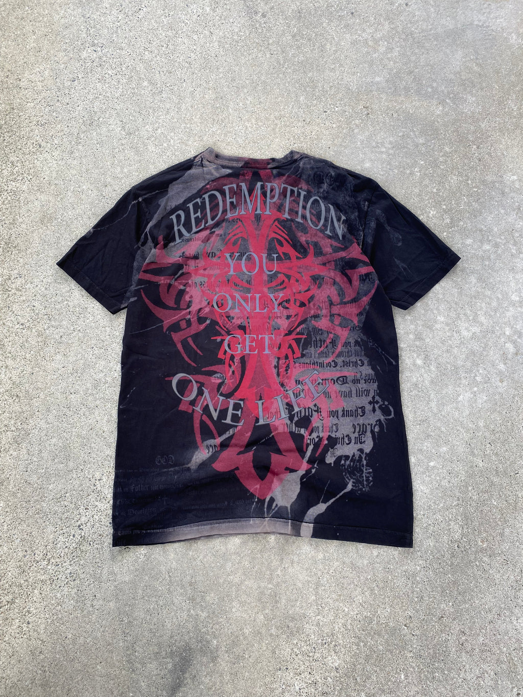 redemption aop tee-XL”