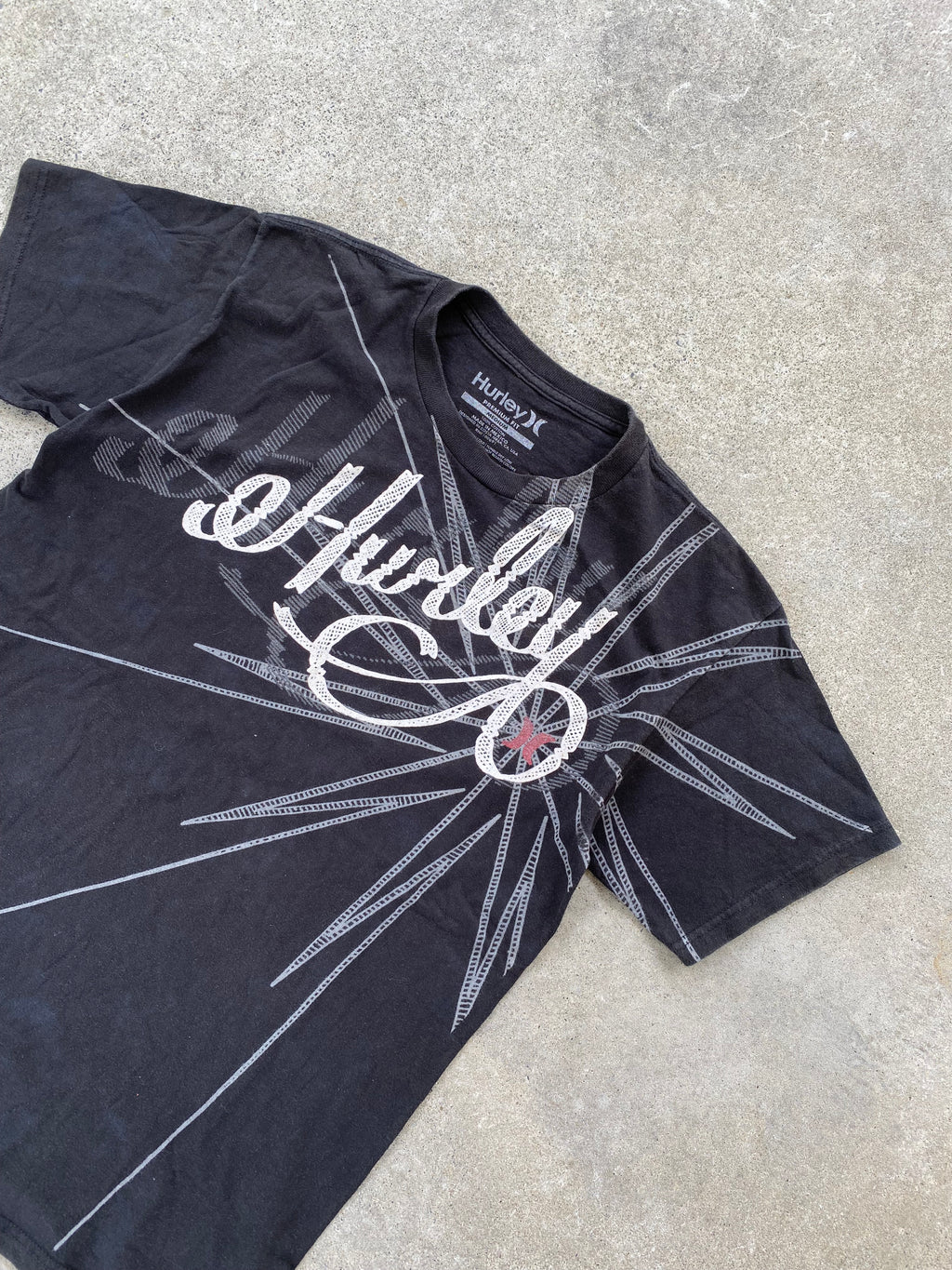 hurley tee-M”