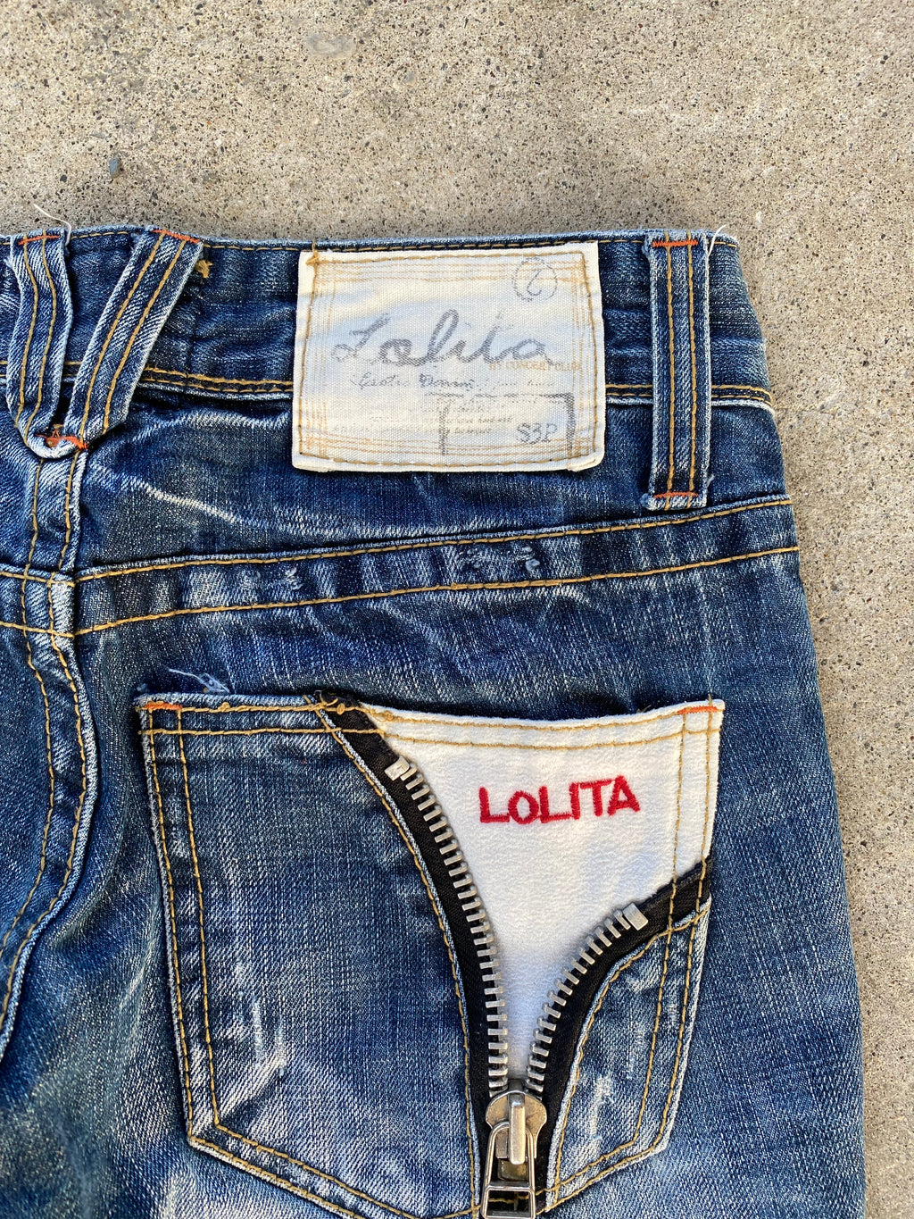 lolita jeans “25