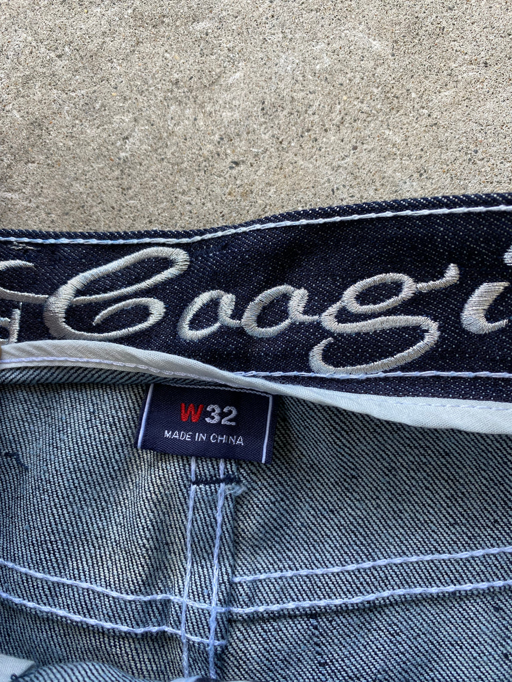 Deadstock Coogi “32