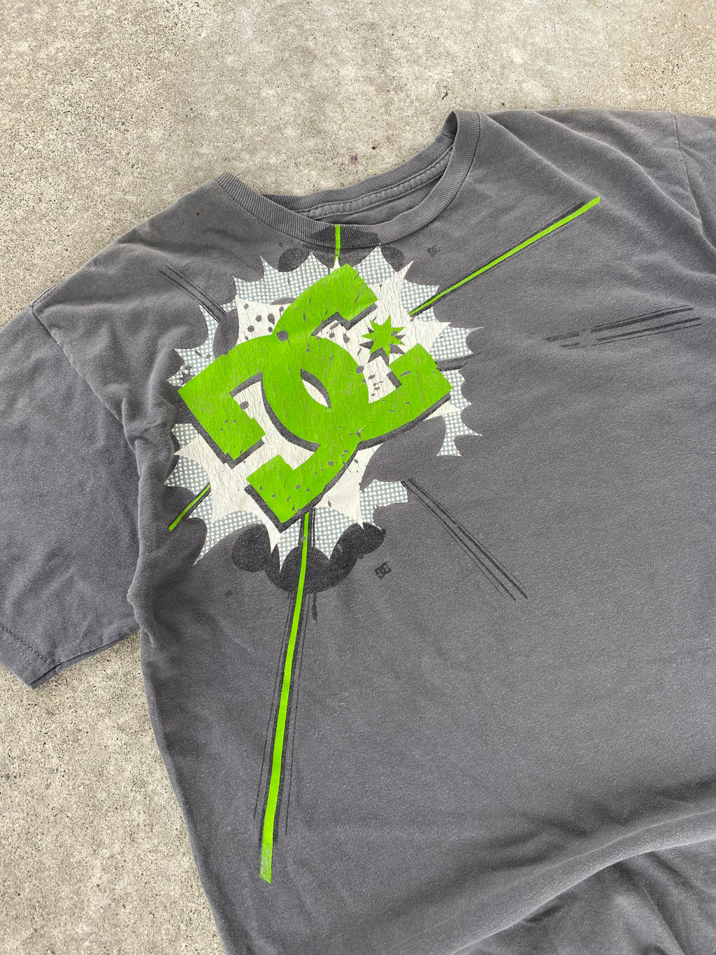 dc tee “M