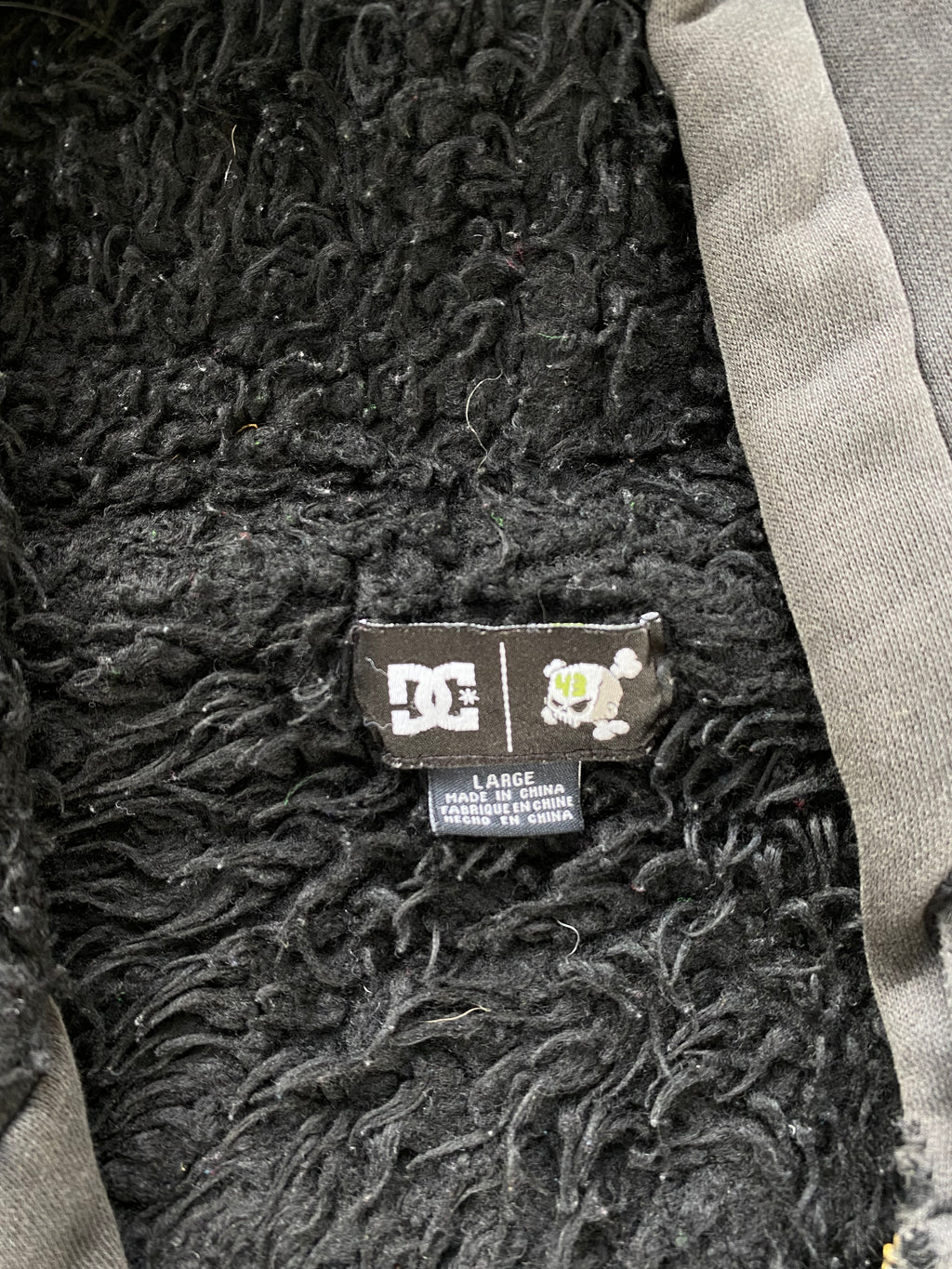 insaanee fur monster x dc zip hoodie “L