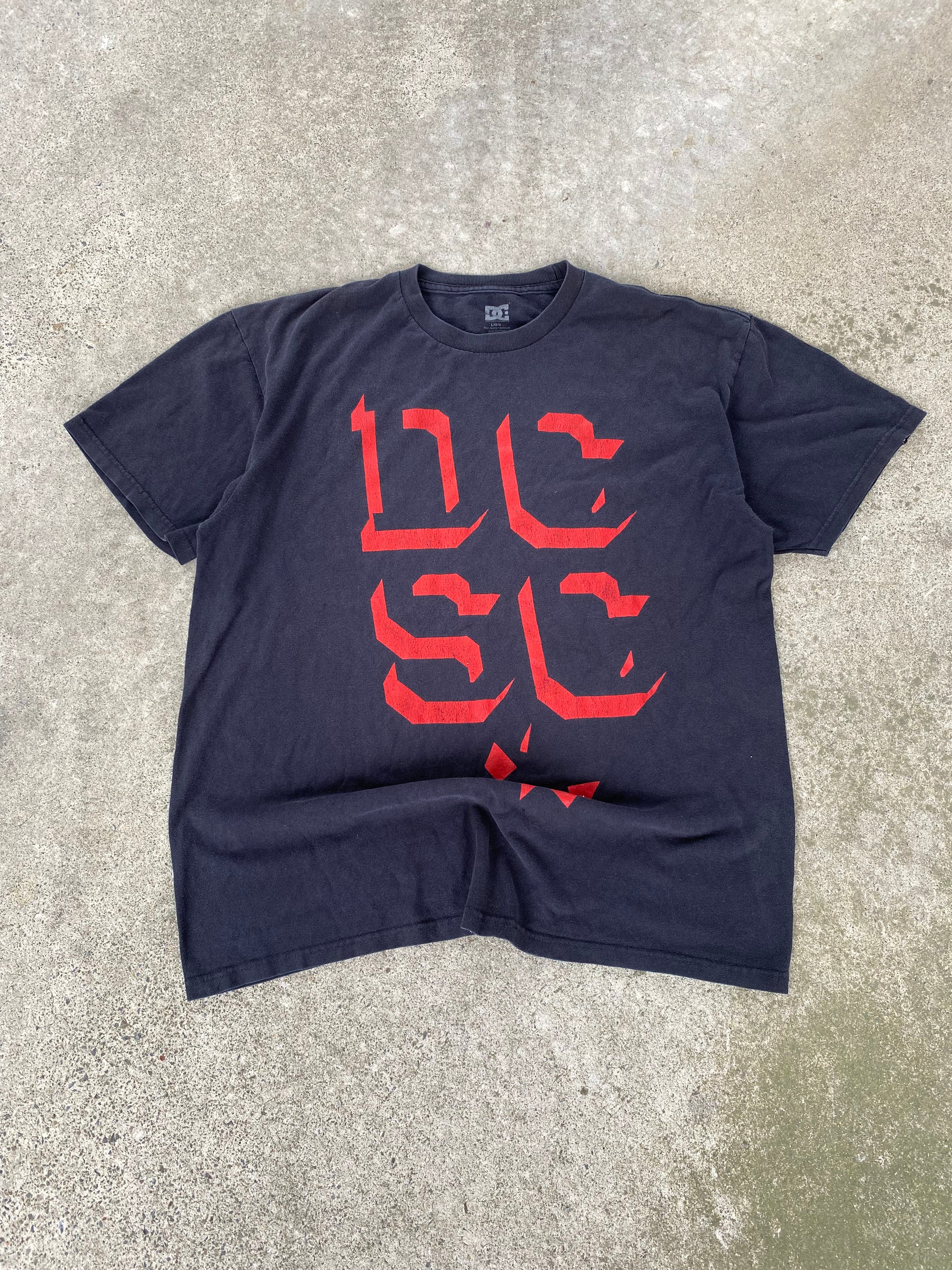 dc tee “L