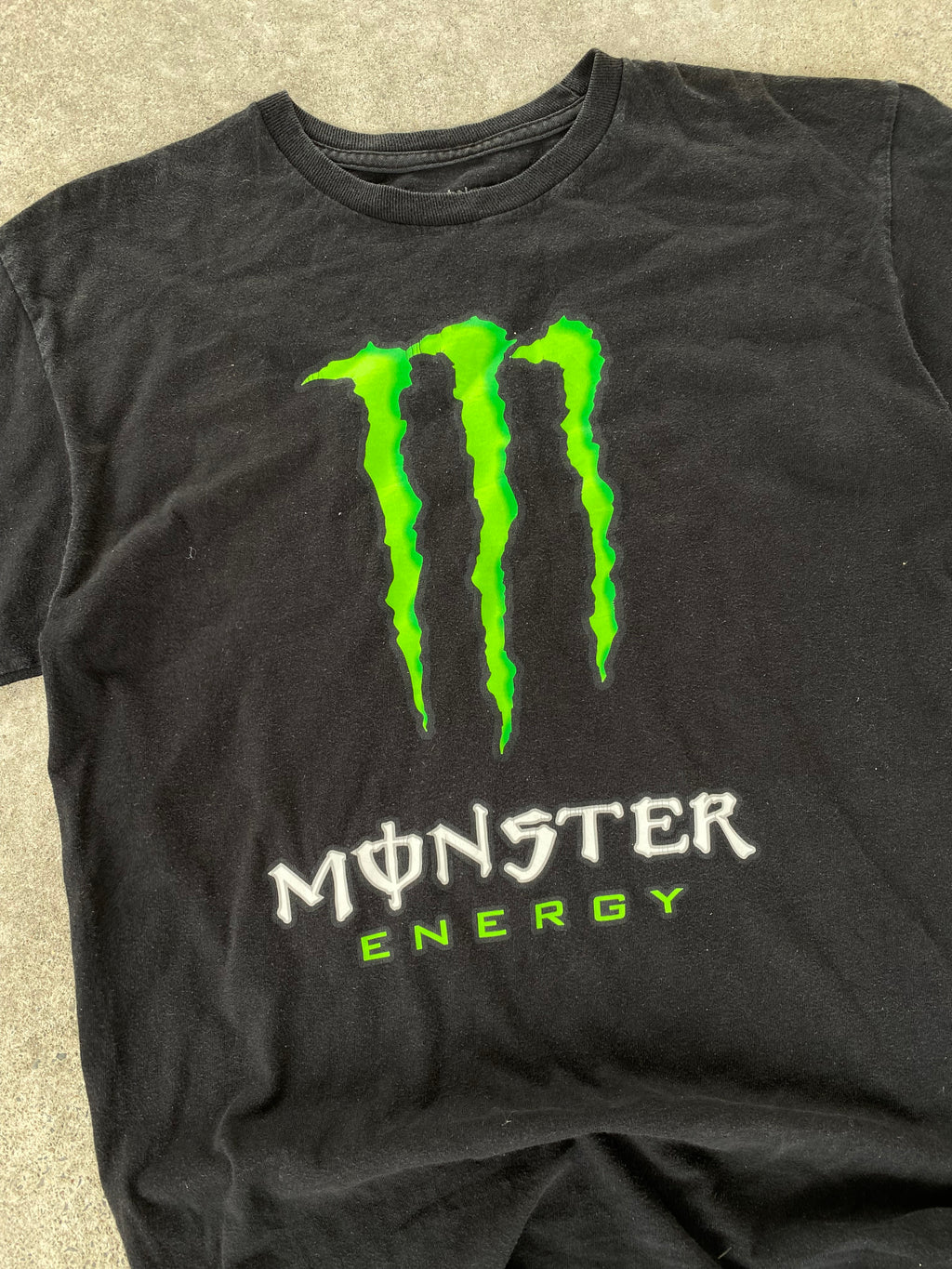 monster tee “M