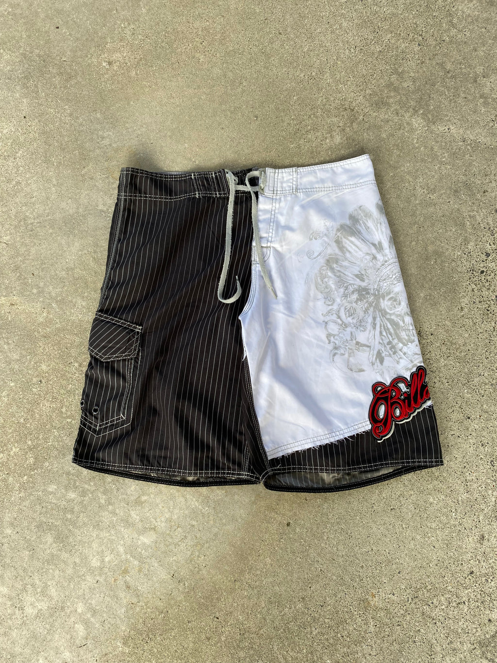 billabong skull boardies-36”
