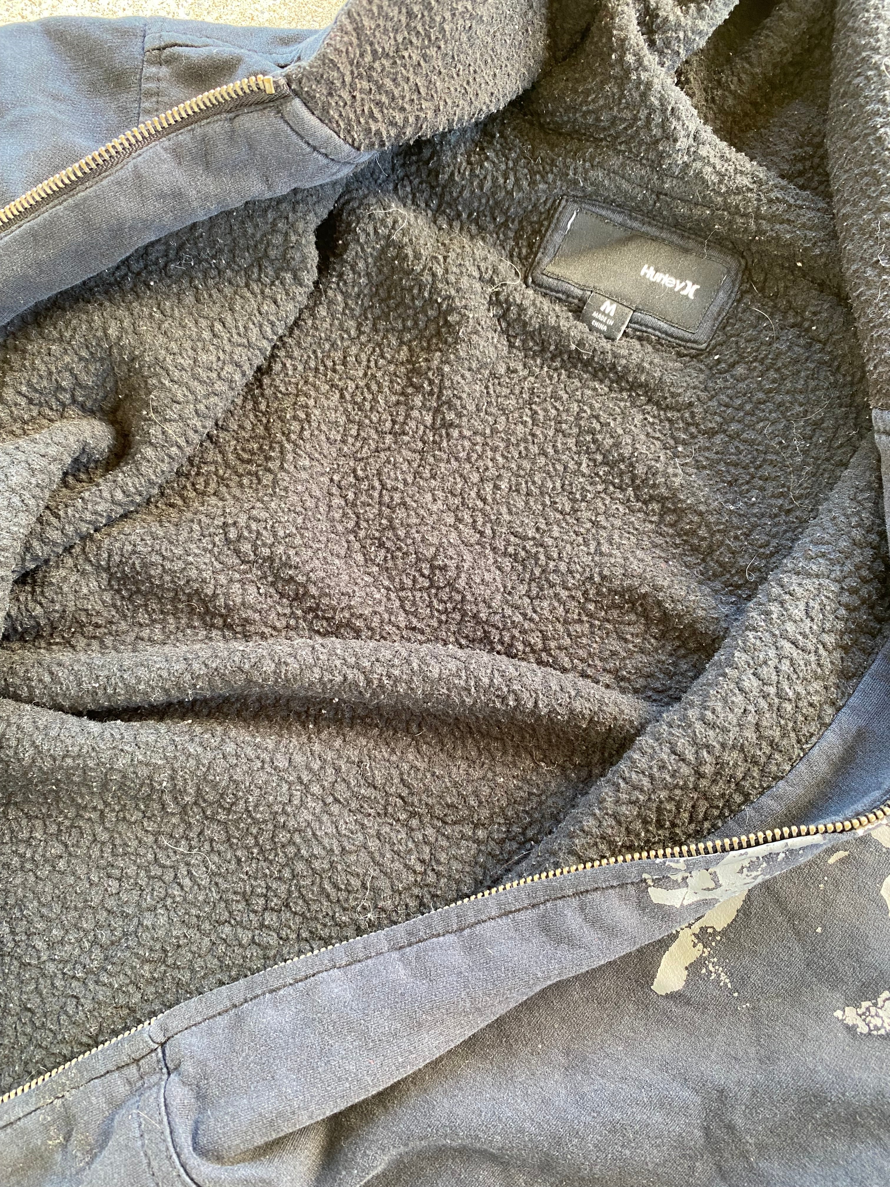 hurley zip-M”