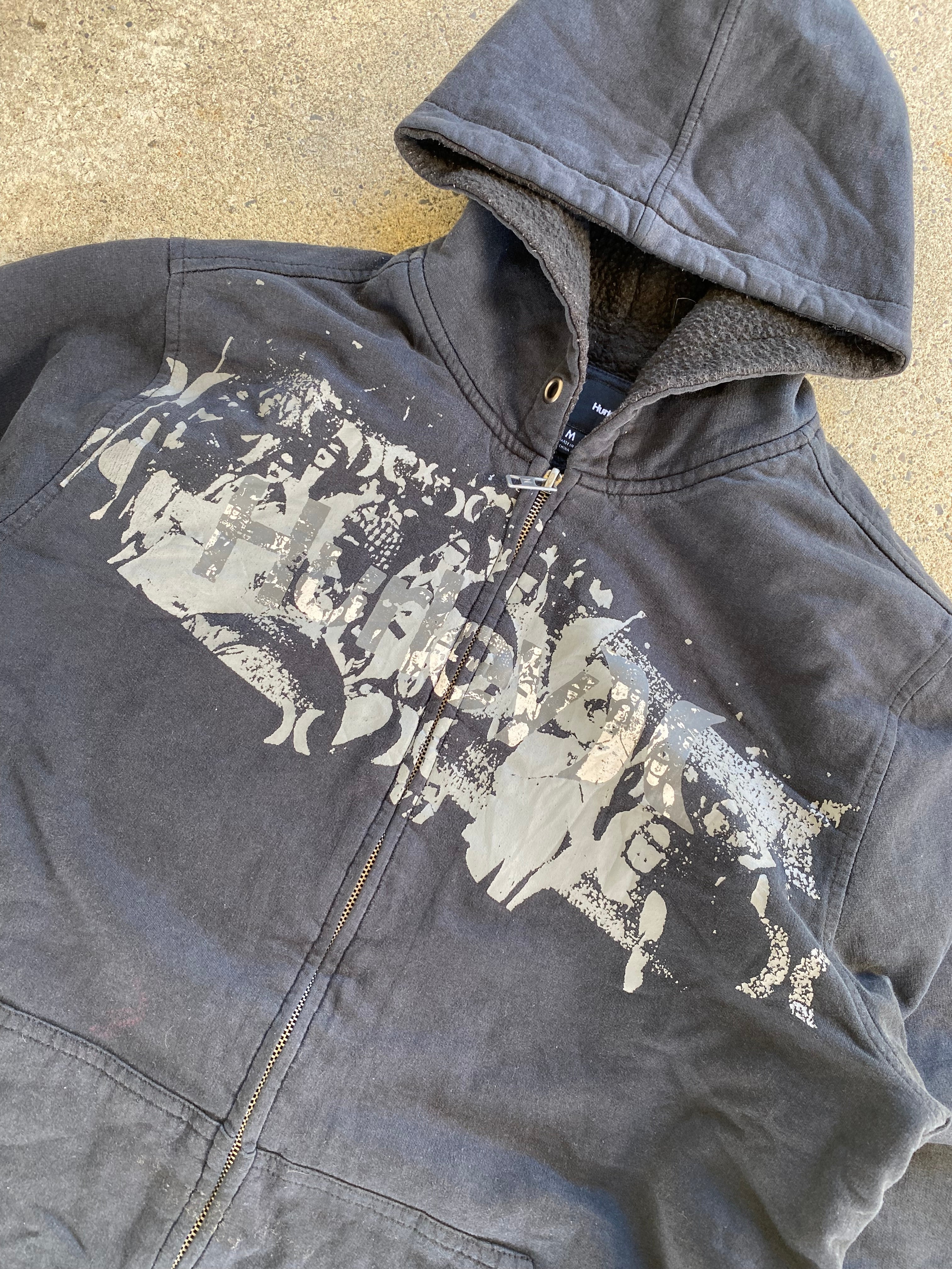 hurley zip-M”