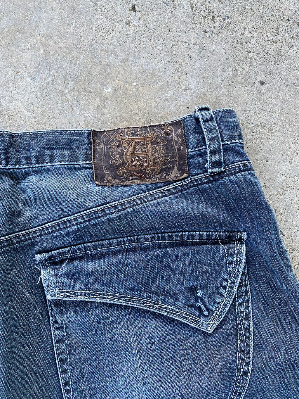 akademiks jorts-40”