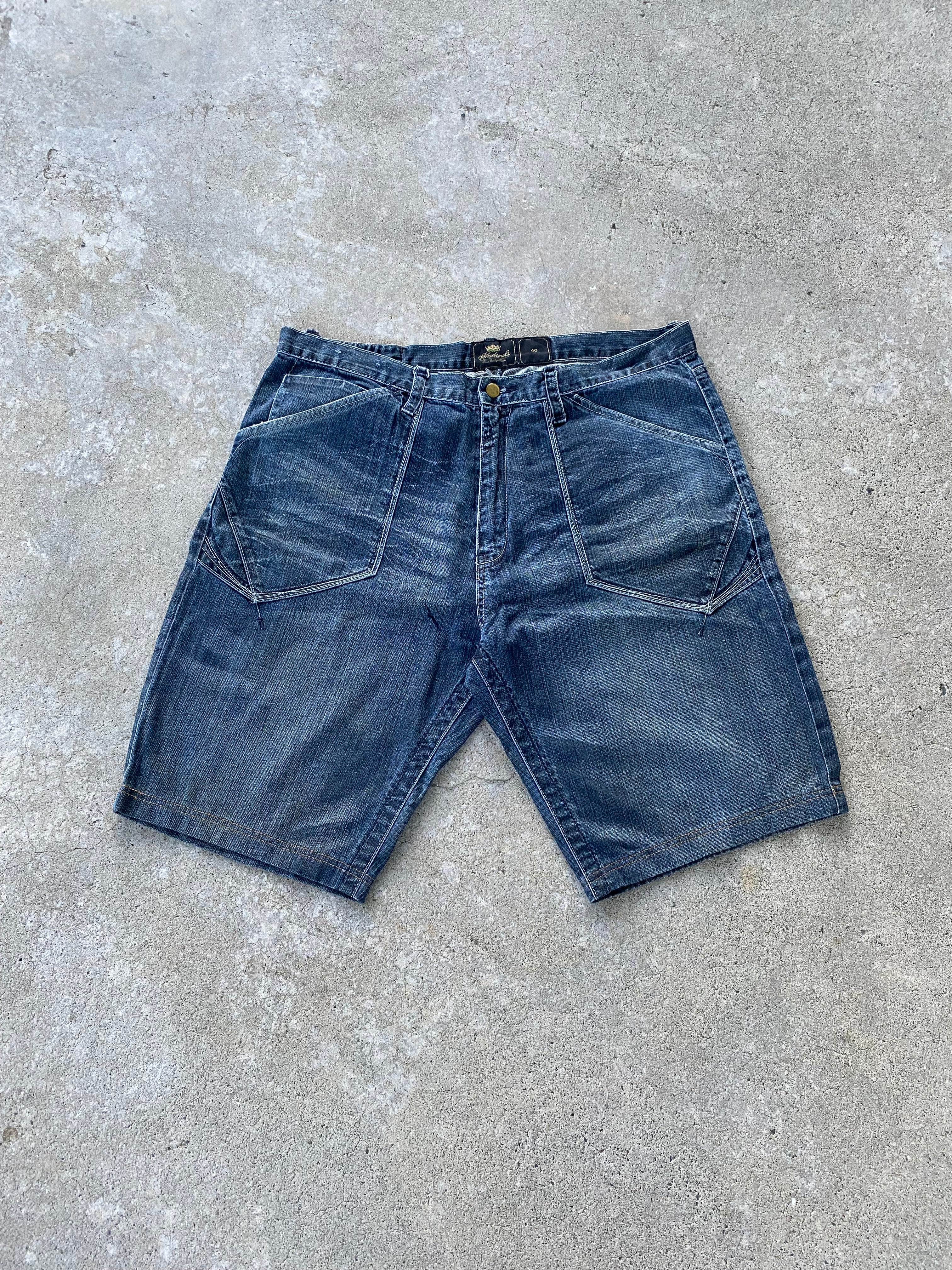 akademiks jorts-40”