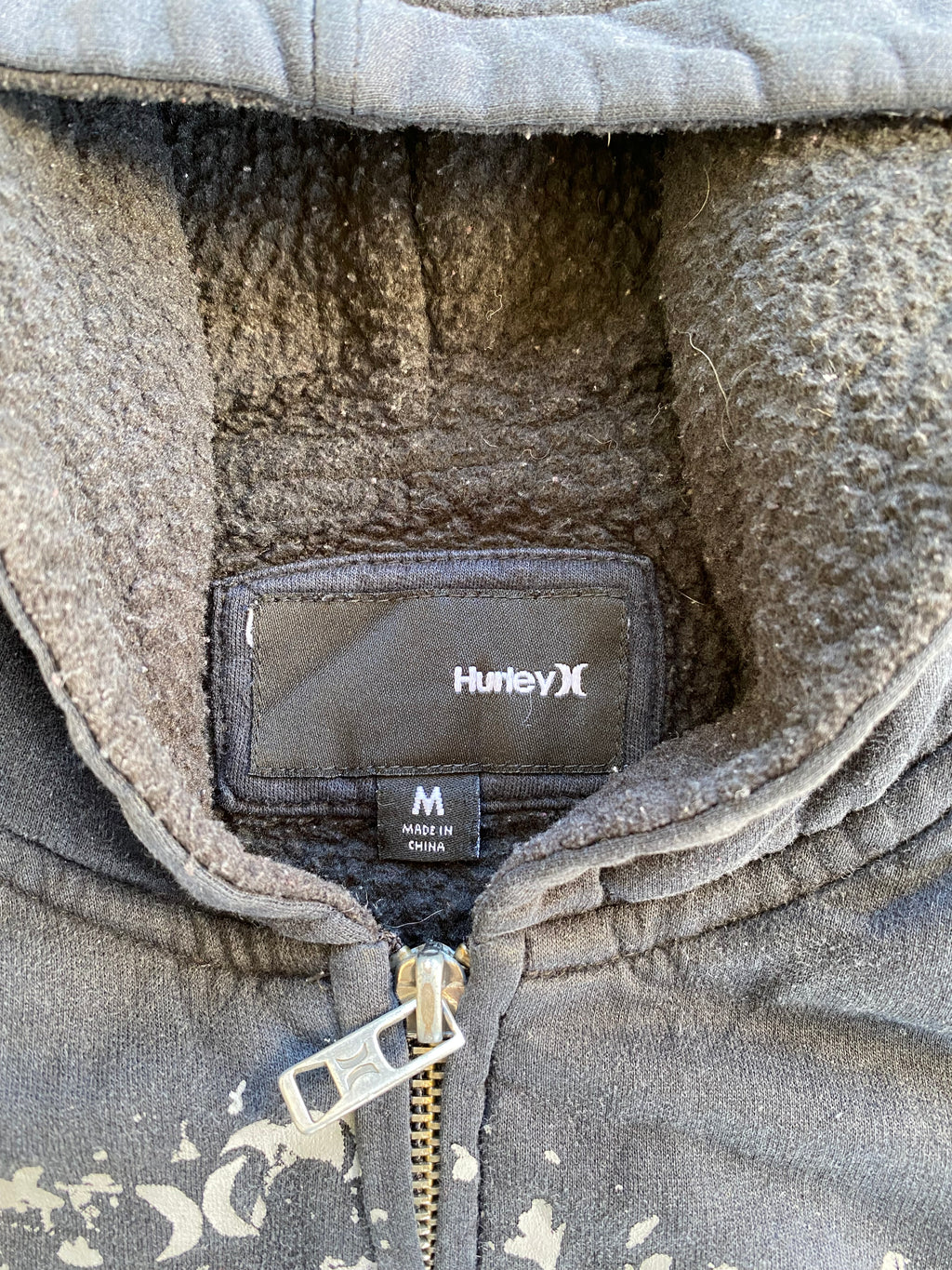 hurley zip-M”