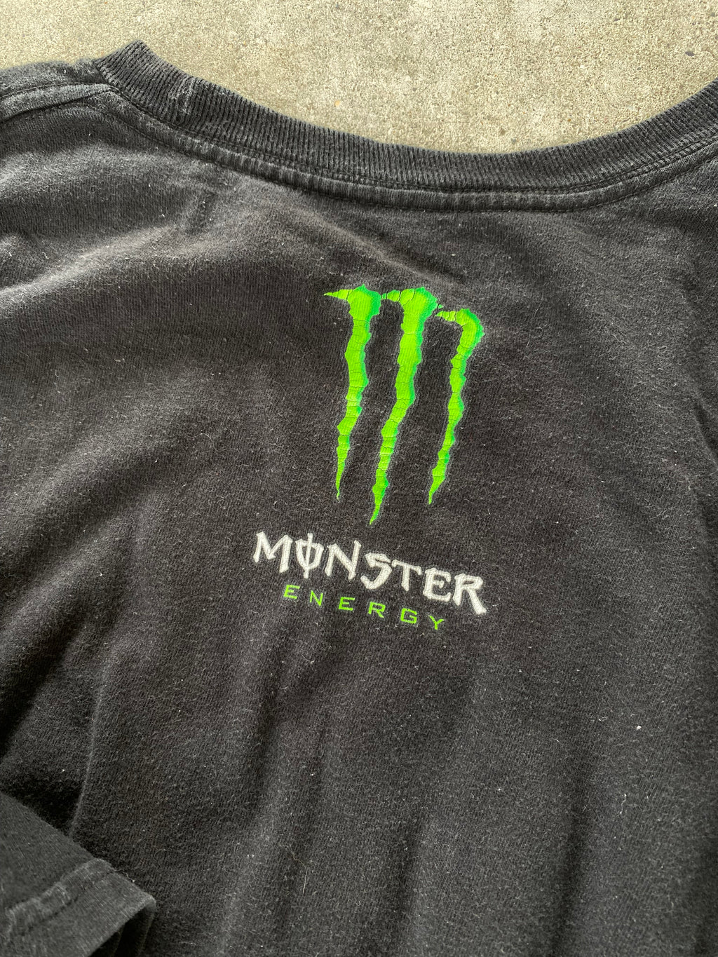 monster tee “M