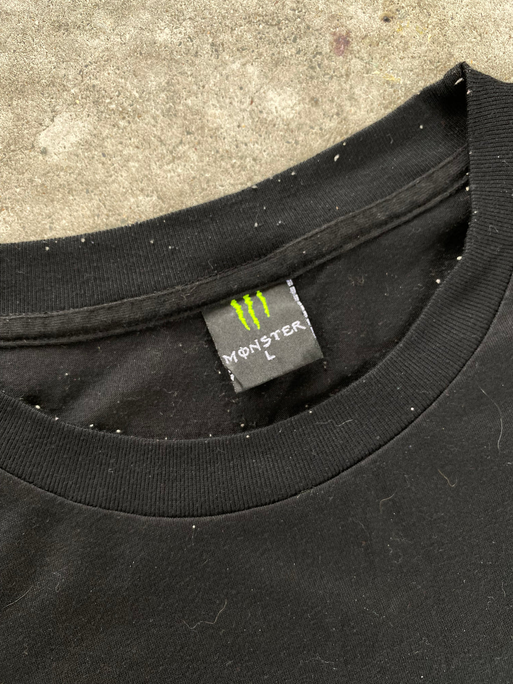 dc x monster tee “M