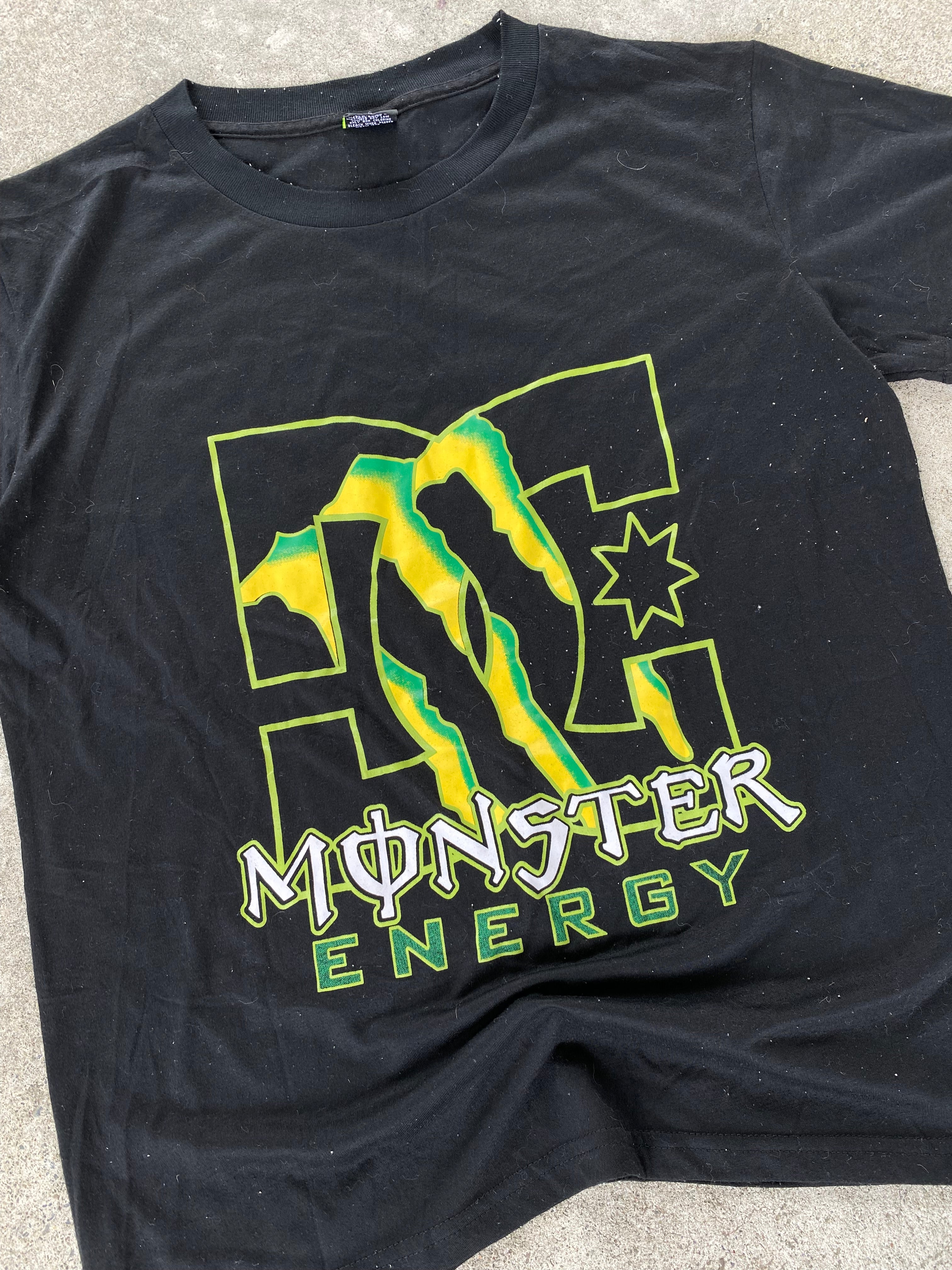dc x monster tee “M