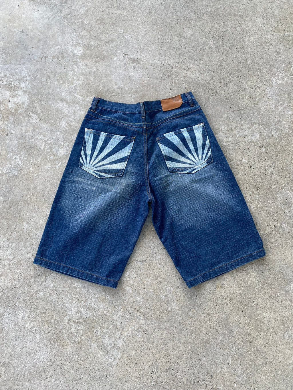 rocawear fat jorts-32”