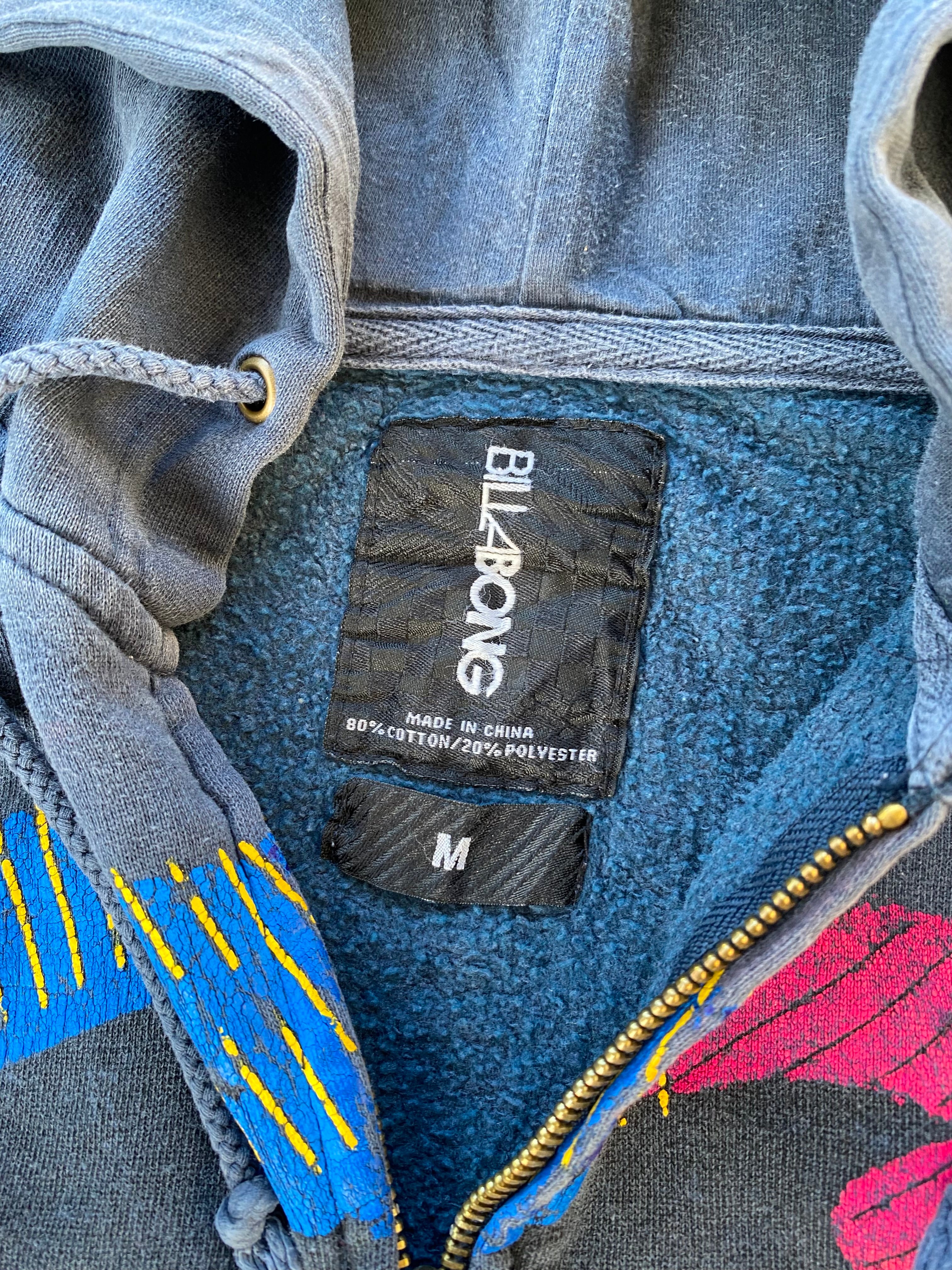 billabong zip-M”fits like L