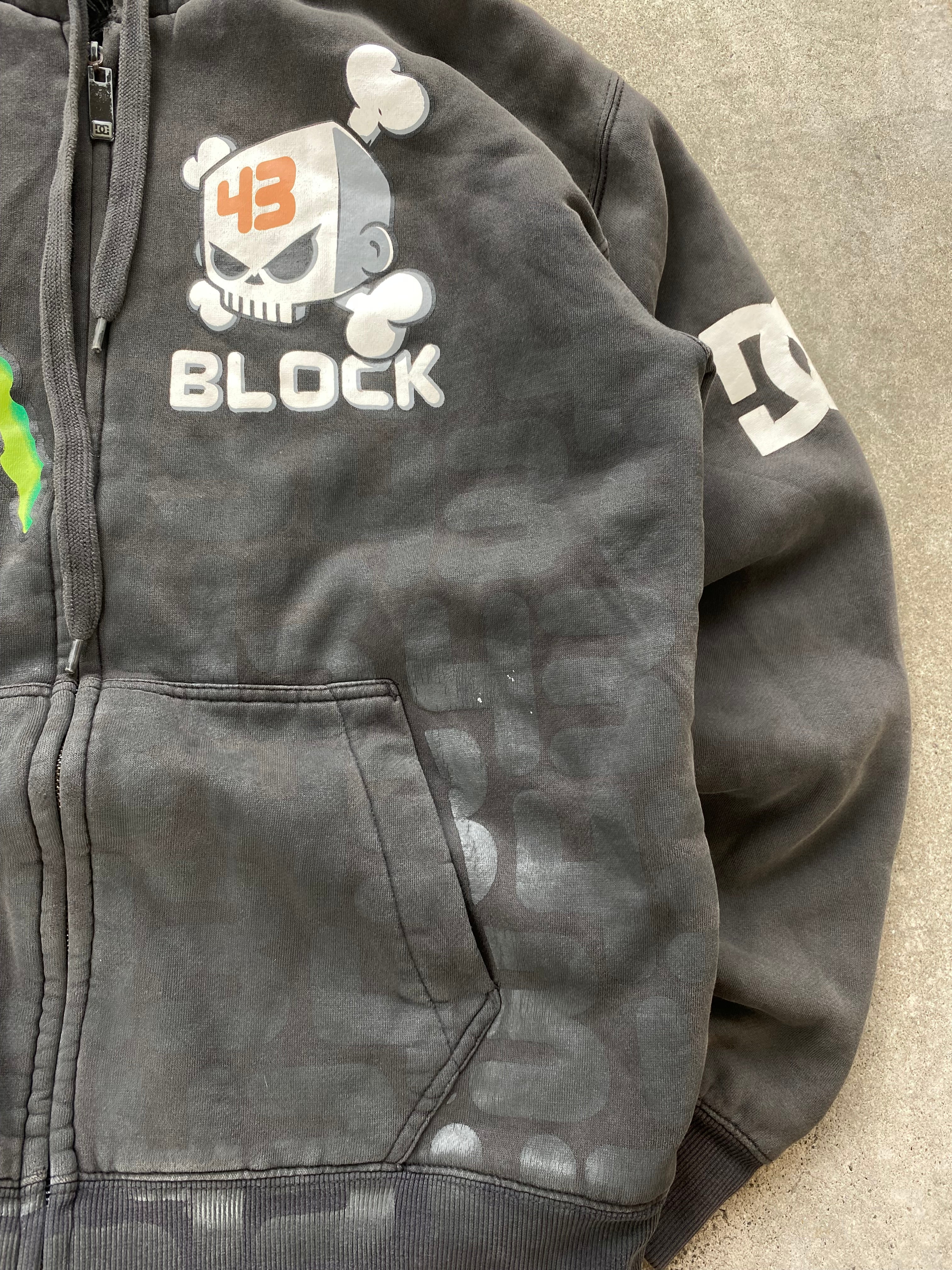 insaanee fur monster x dc zip hoodie “L