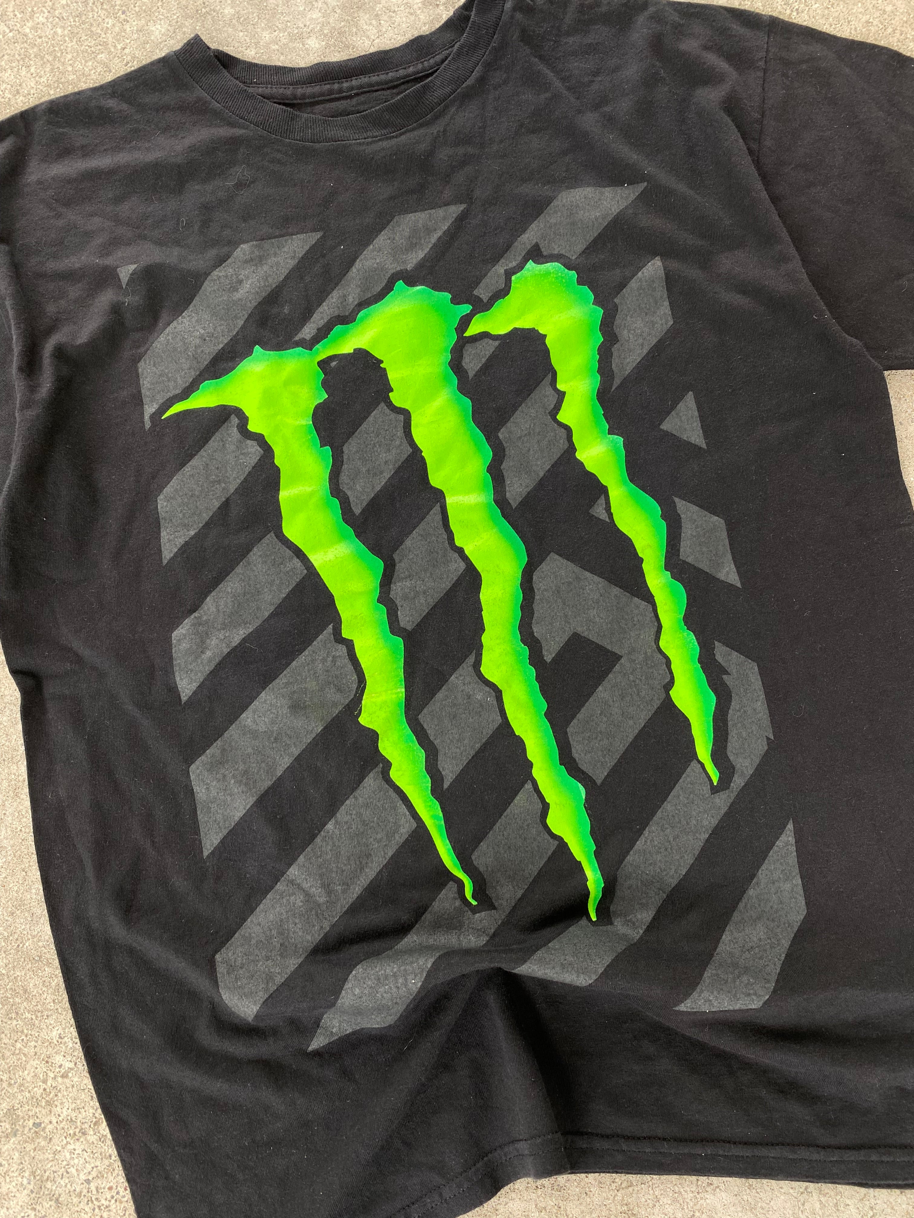 tuff monster tee “M
