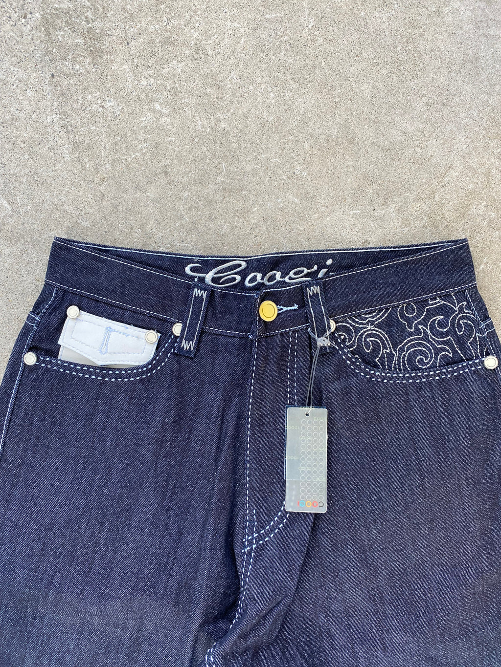 Deadstock Coogi “32