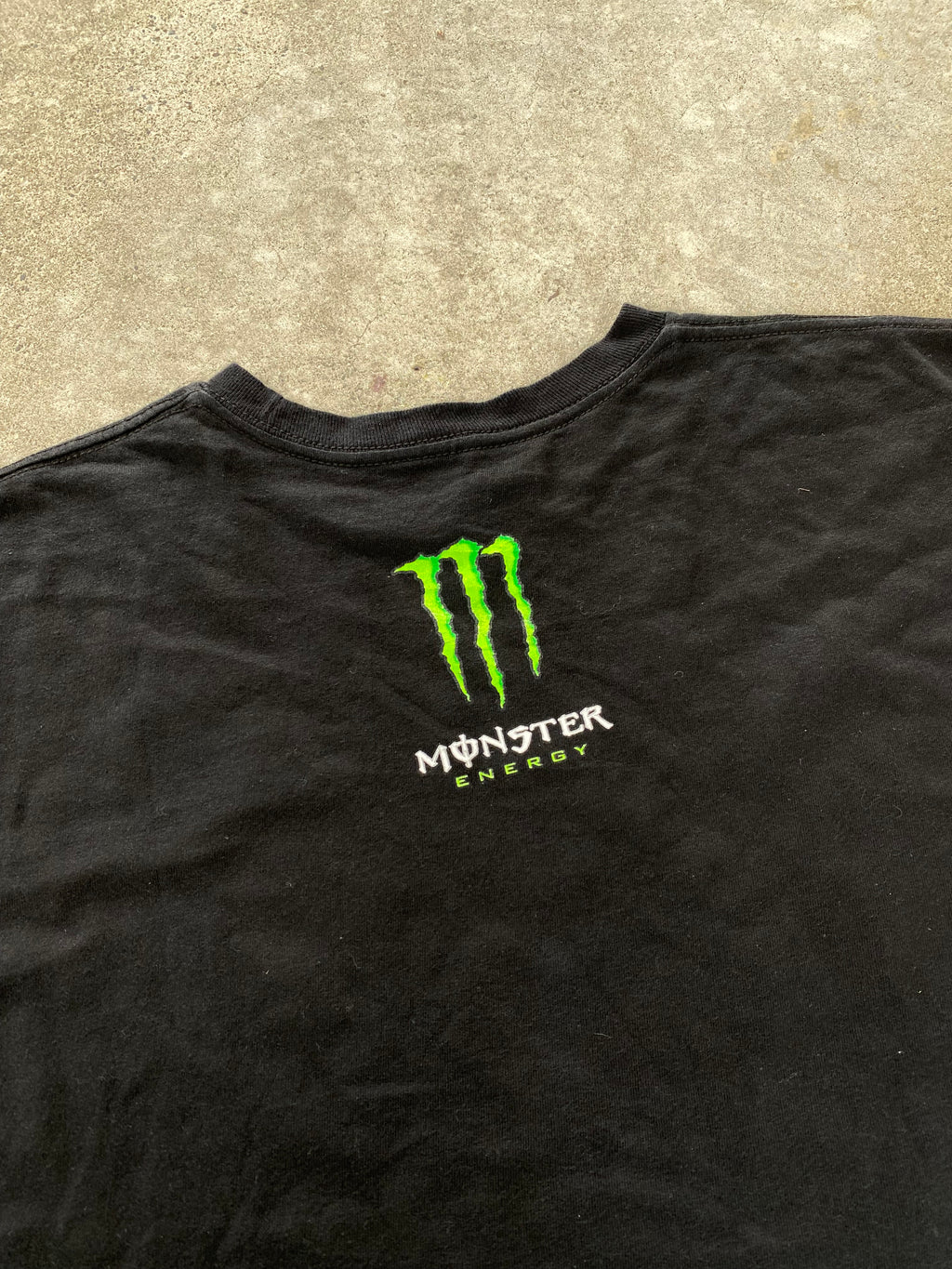 tuff monster tee “M
