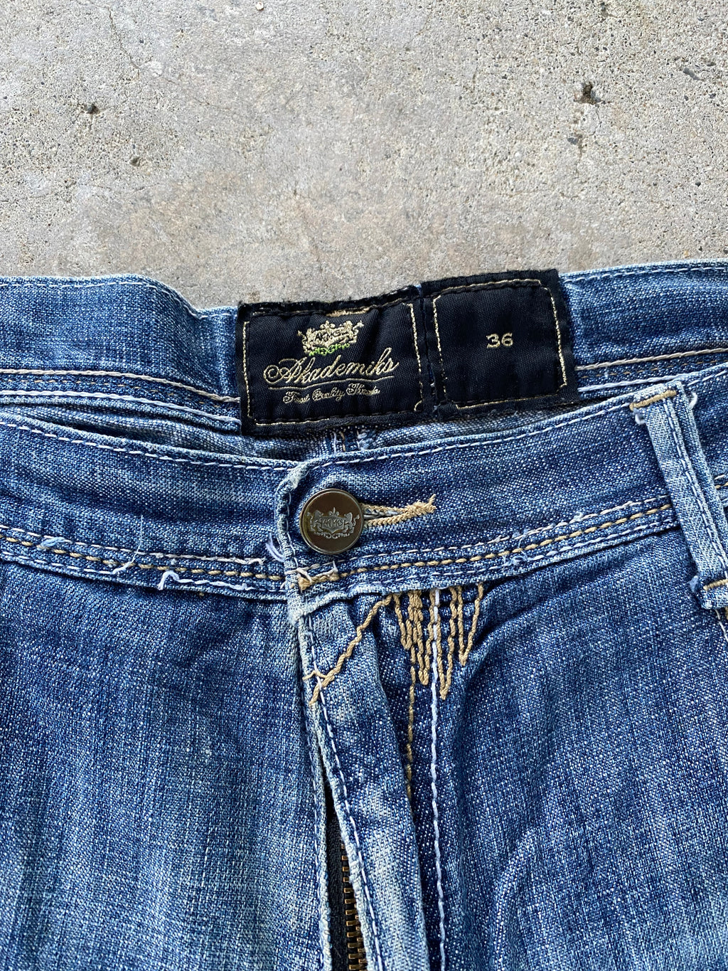 akademiks jorts-36”