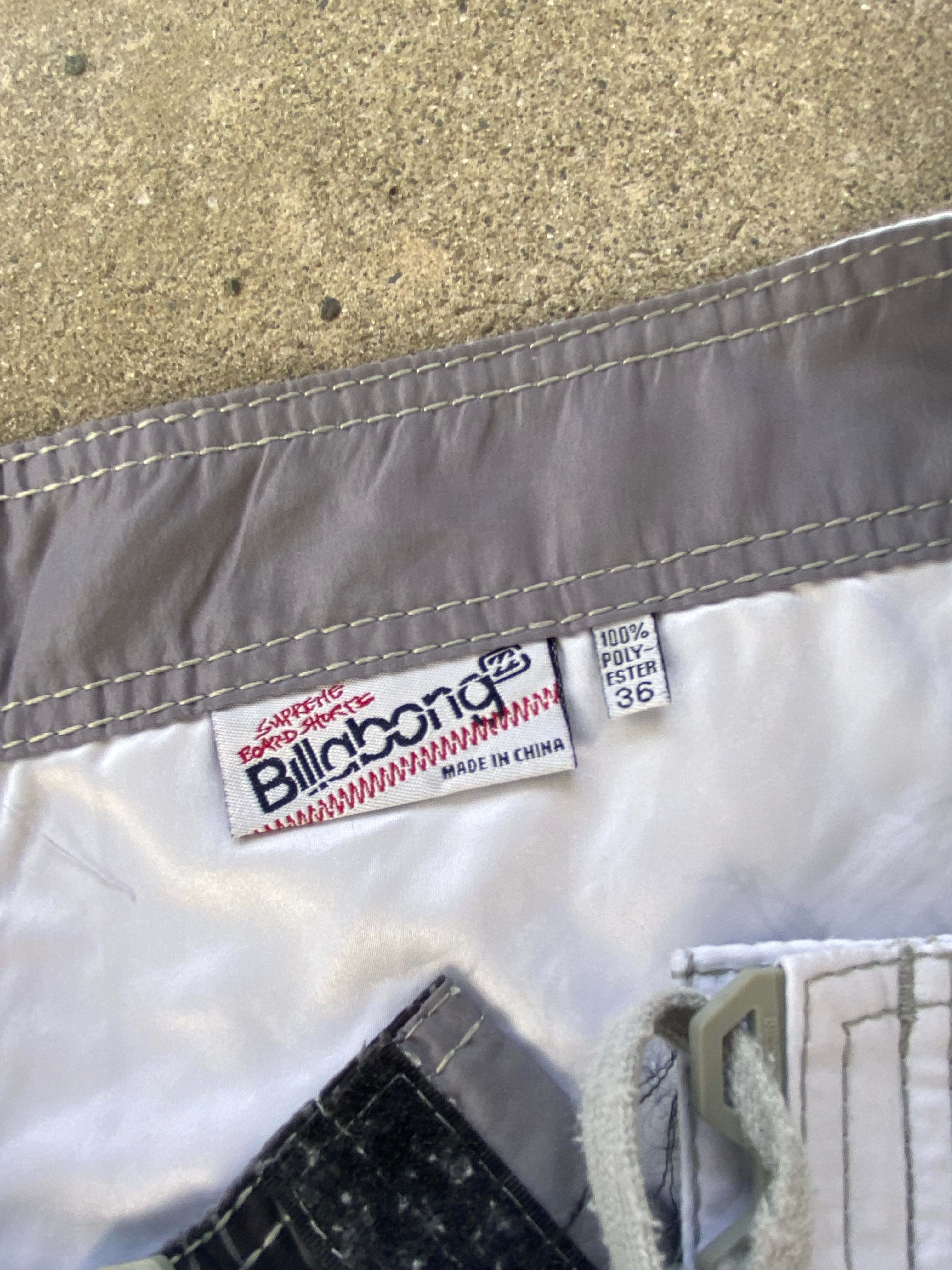 billabong skull boardies-36”