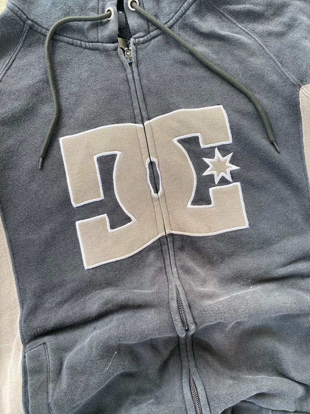 Dc zip hoodie “S