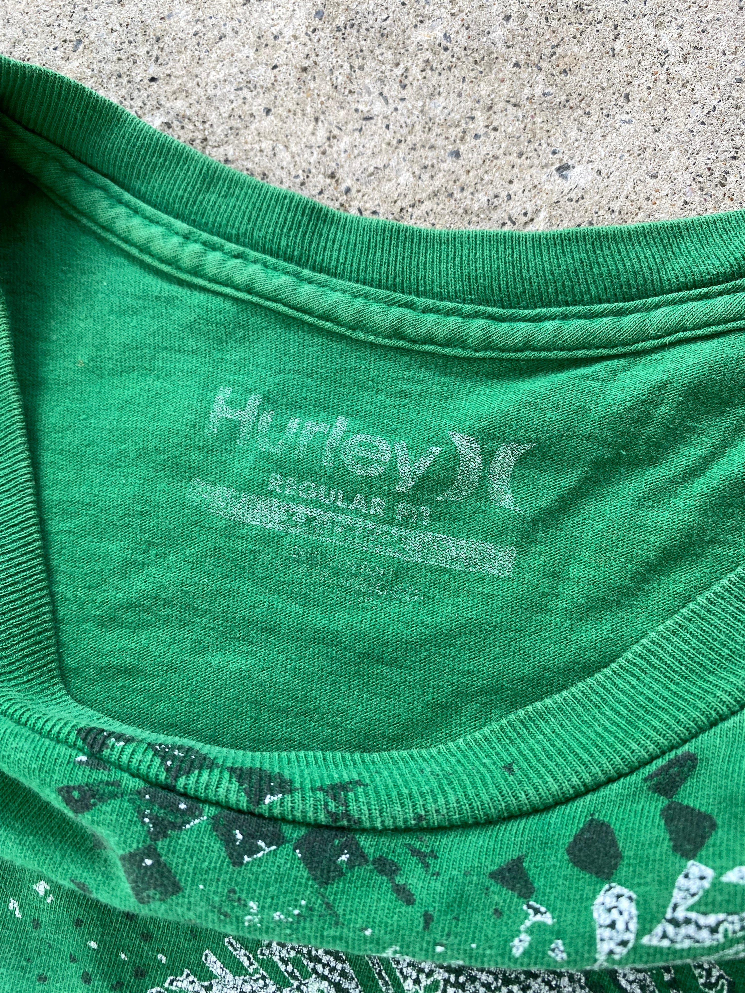 hurley tee-XL”