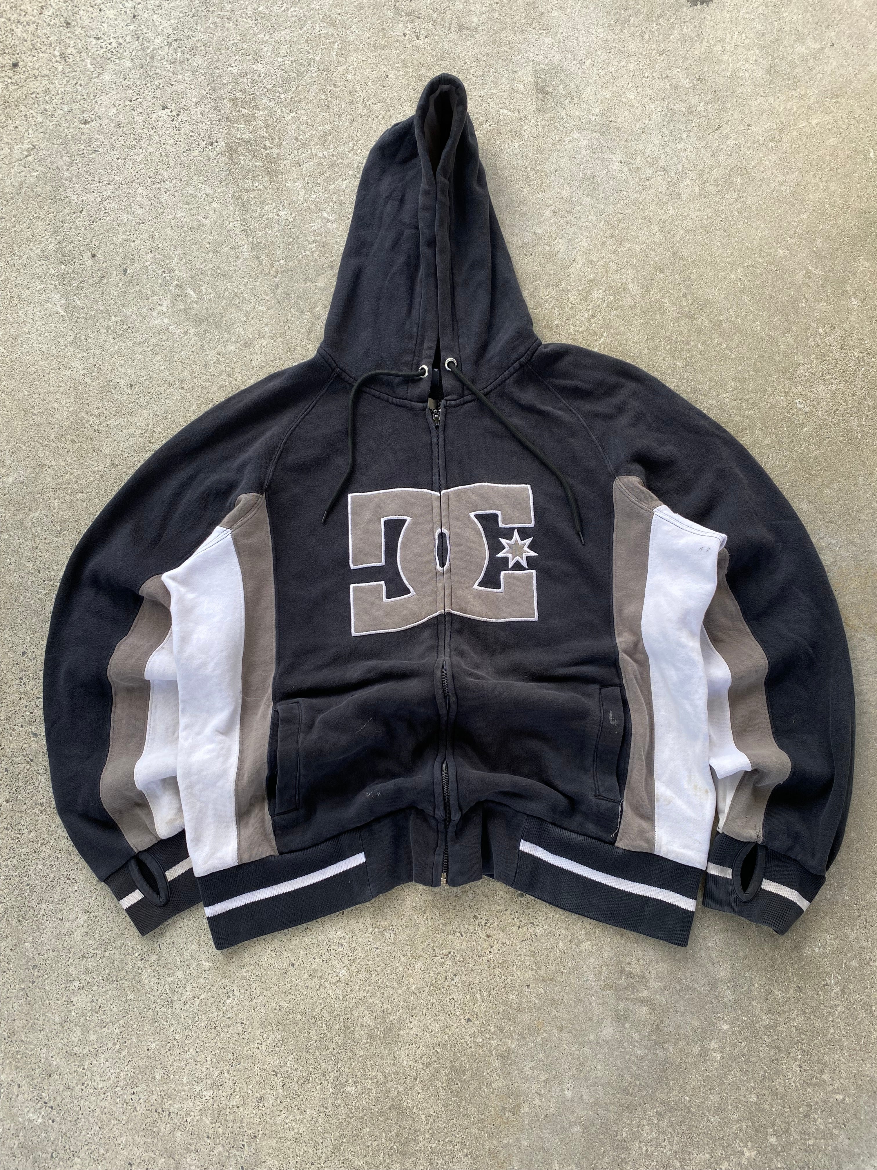 Dc zip hoodie “S