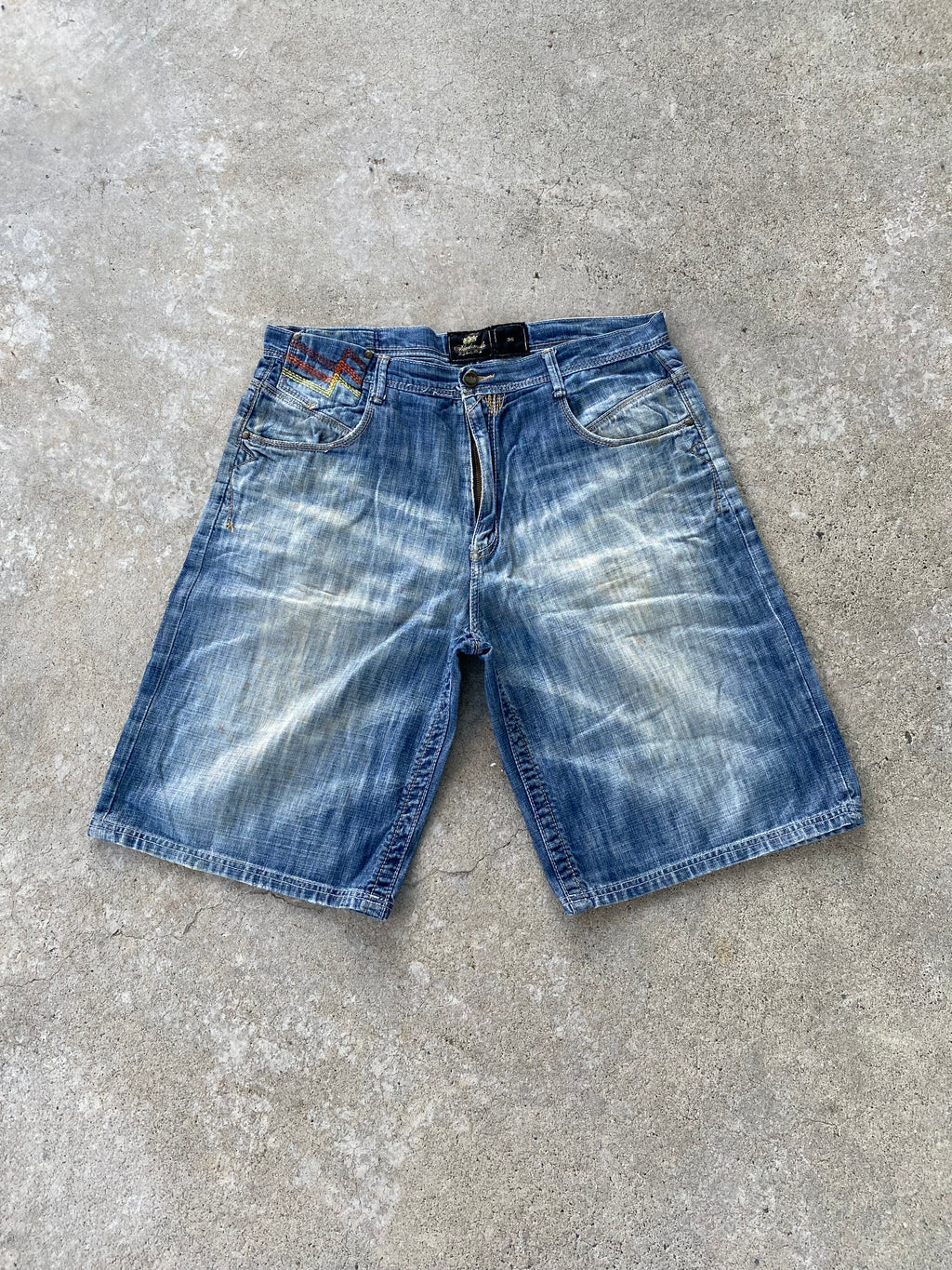 akademiks jorts-36”