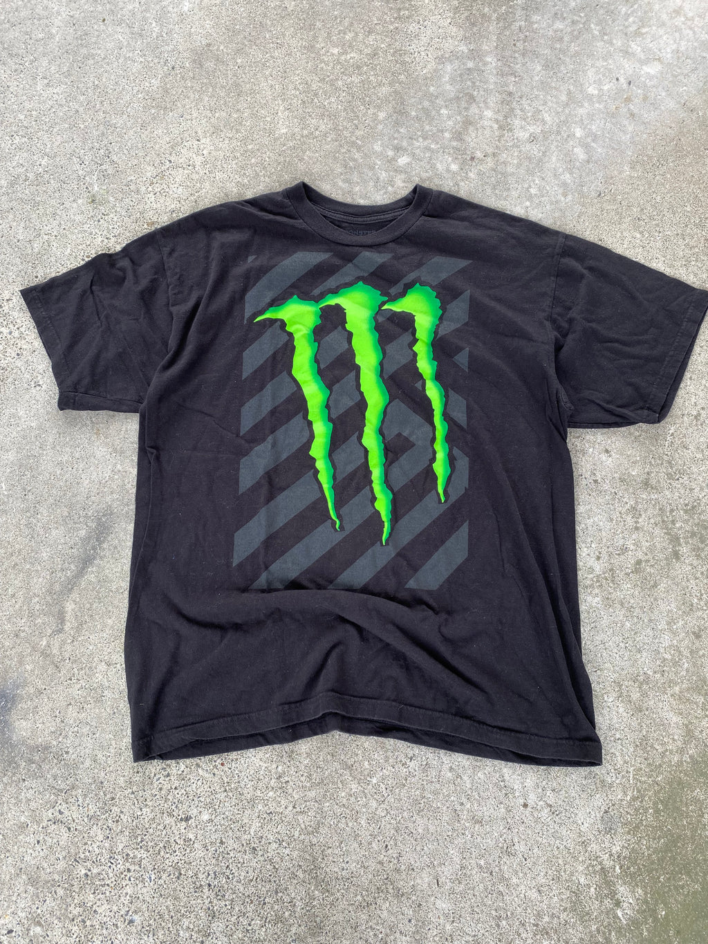 monster tee “XL