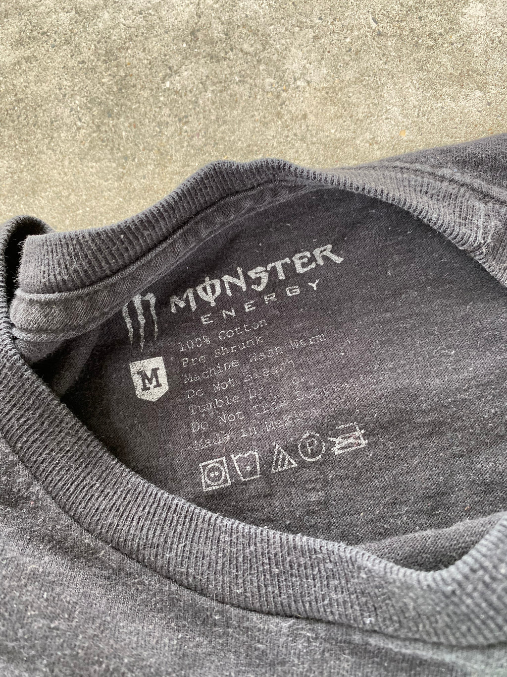monster tee “M
